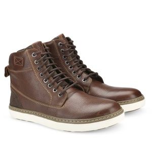 Brown leather boots Size 9 (barely worn!)